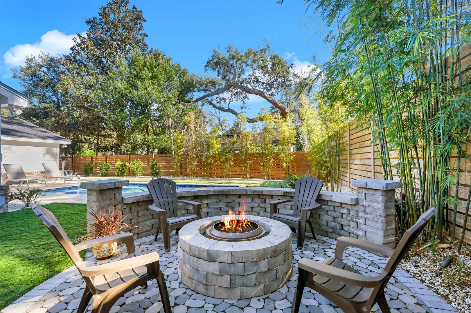 43C71209oasis fire pit.jpeg